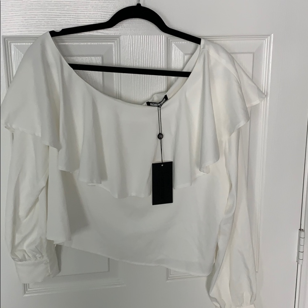 Off the shoulder ruffle top